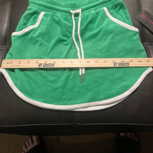 NoBo NWT size XS women’s greenTerry Cloth Shorts,White Trim measurements in pics - Picture 4 of 8